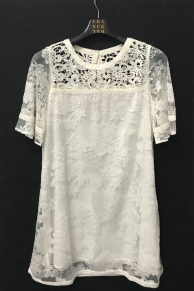 16.White lace dress